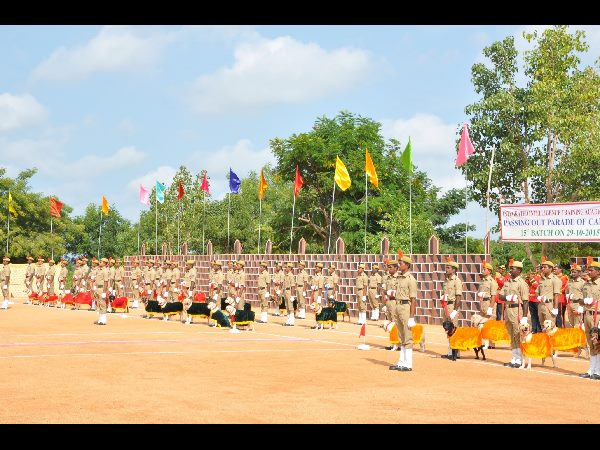 పాసింగ్ ఔట్ పరేడ్