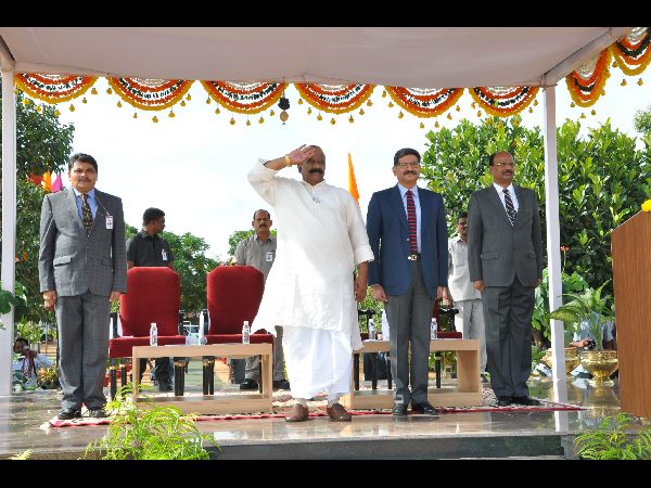 పాసింగ్ ఔట్ పరేడ్