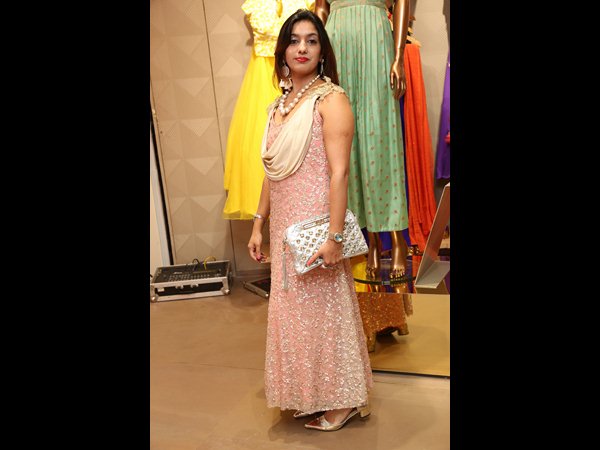 పేజ్ 3 సోషలైట్