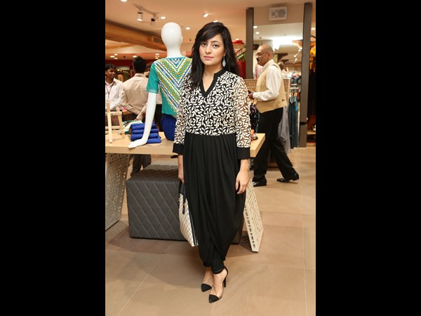 పేజ్ 3 సోషలైట్