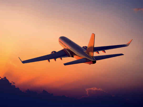 Russian civilian plane with 200 passengers goes missing Russian civilian plane with 200 passengers goes missing