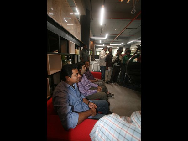 టి హబ్-కెటిఆర్