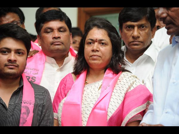 గుండు సుధారాణి గుండు సుధారాణి