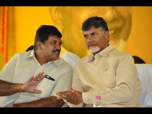 AP in financial crisis: Chandrababu