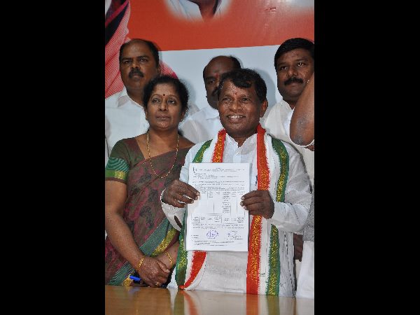 Warangal bypolls: differences between KTR and Harish Rao