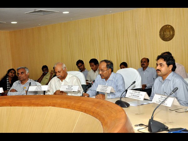 2016 నాటికి పెద్దపల్లి-నిజామాబాద్ లైన్