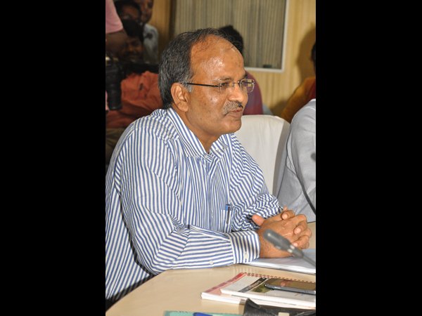 2016 నాటికి పెద్దపల్లి-నిజామాబాద్ లైన్