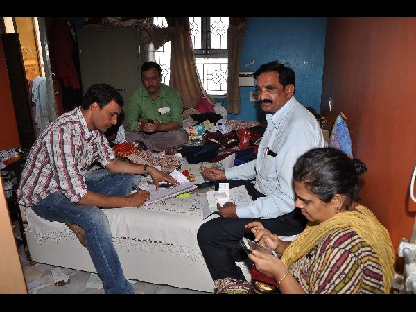 ఏసిబి దాడి