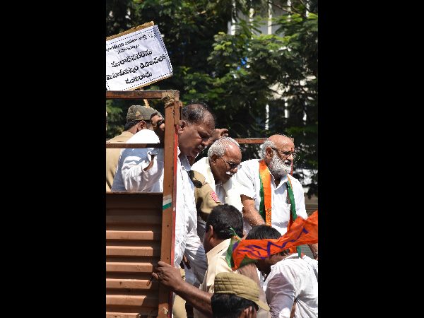 ధర్నా
