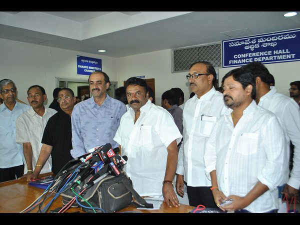 ‘నంది' అవార్డు పేరు మారనుంది ‘నంది' అవార్డు పేరు మారనుంది