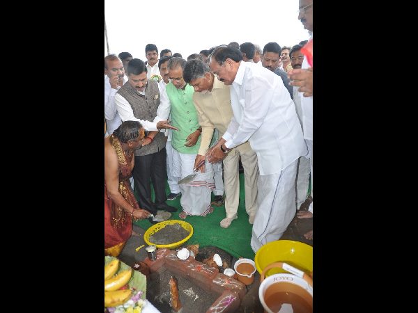  వెంకయ్య నాయుడు