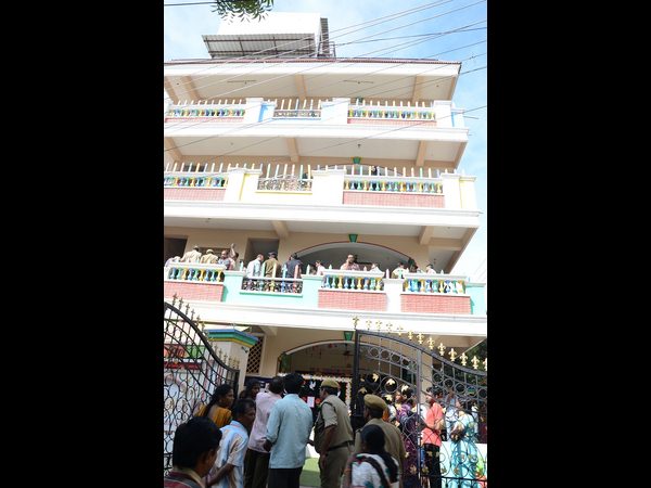 చిన్నారి మృతి ఘటన