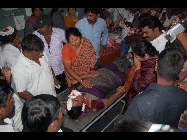 అనురాధ మృతదేహం