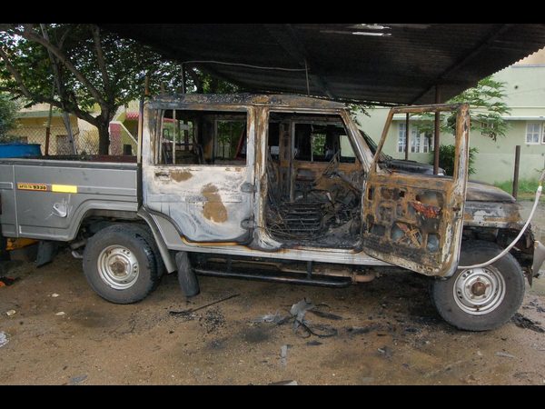 వాహనం ధ్వంసం