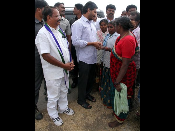 వైయస్ జగన్