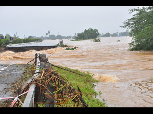 భారీ వర్షాలు