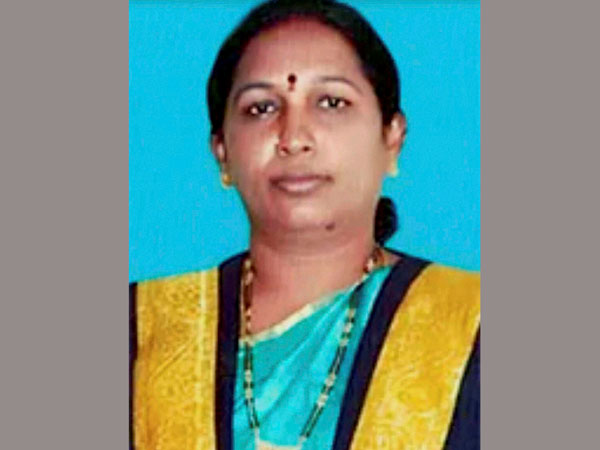 TDP leaders briefs Chandrababu about Mayor Anuradha murder