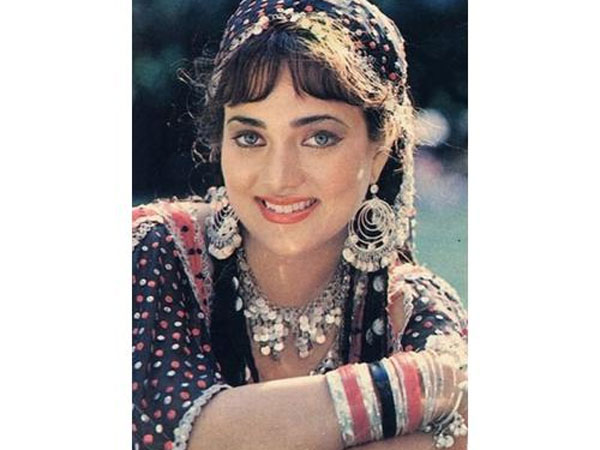 దావూద్, మందాకిని లవ్: కొడుకు బెంగళూరులో ! 