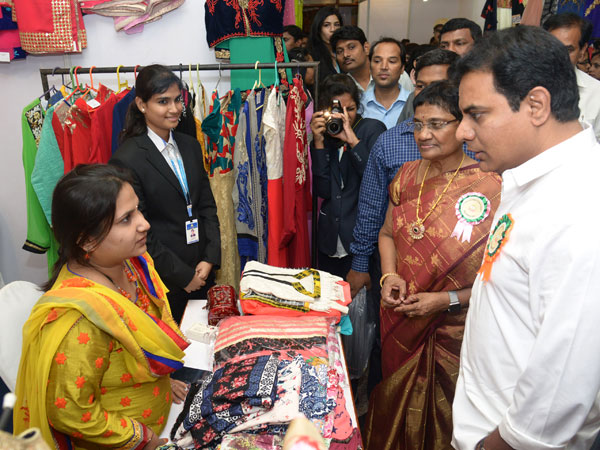 Minister KTR tries to attract investments