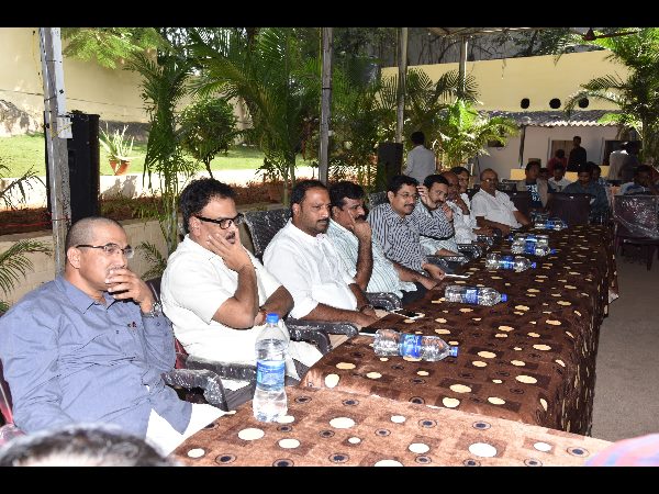 వృత్తి ప్రమాణాలు పెంచుకోవాలి..