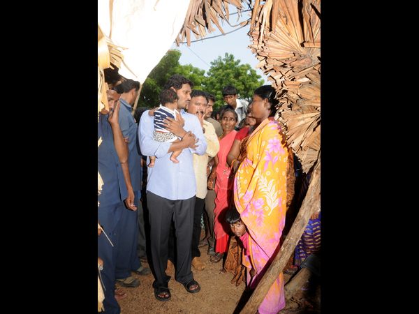 వైయస్ జగన్