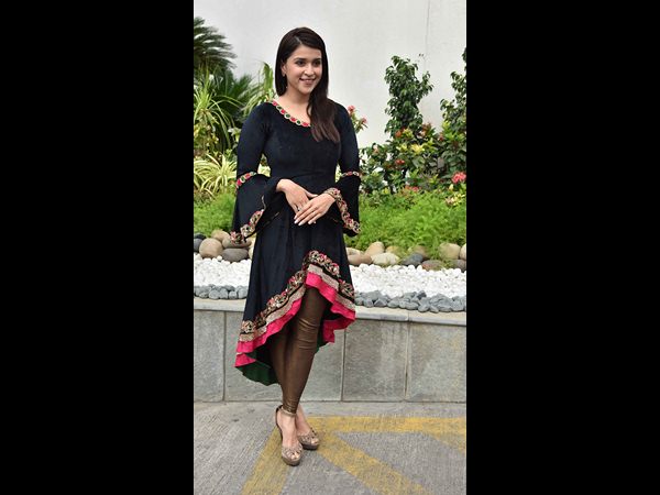 మన్నారా చోప్రా మన్నారా చోప్రా