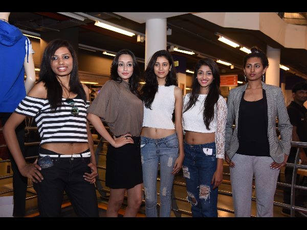  అమీర్ పేట బిగ్‌బజార్‌లో లేతమెరుపు తీగలు