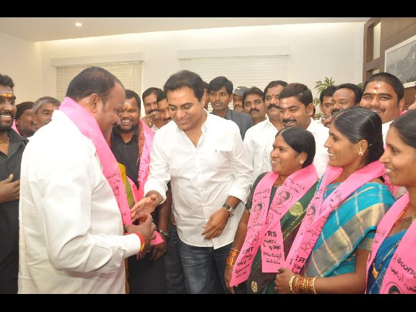 టిఆర్ఎస్‌లో చేరికలు