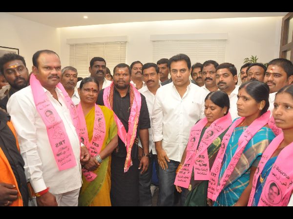 టిఆర్ఎస్‌లో చేరికలు