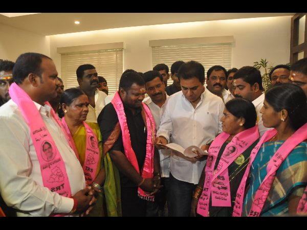 టిఆర్ఎస్‌లో చేరికలు