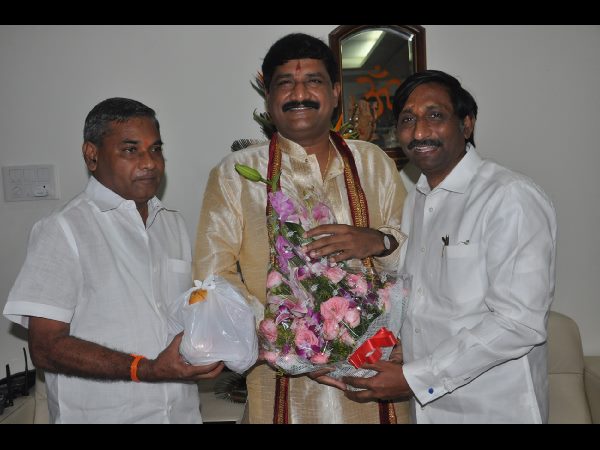 ఘనంగా మంత్రి గంటా జన్మదిన వేడుకలు ఘనంగా మంత్రి గంటా జన్మదిన వేడుకలు