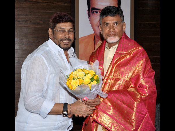 Anam Brothers joins Telugudesam, lashes out at Congress for AP division