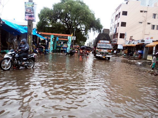 భారీ వర్షాలు