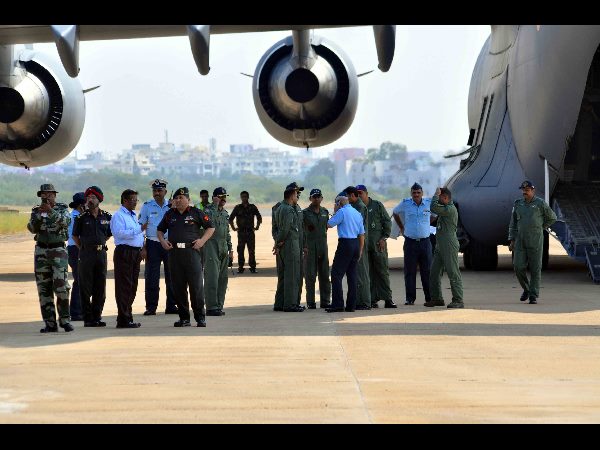 చెన్నై వరదలు: హైదరాబాద్ నుంచి ఐఏఎఫ్ స్పెషల్ క్రాఫ్ట్ (పిక్చర్స్)