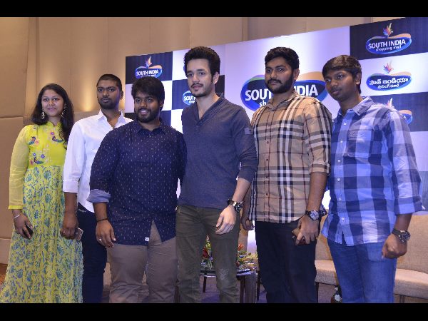 ప్రచారకర్తగా అఖిల్