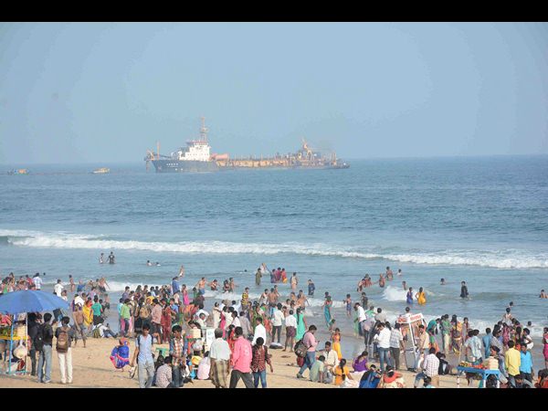 జియో ట్యూబులతో కోతకు అడ్డుకట్ట 