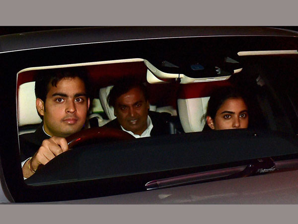 అంబానీ కుటుంబం