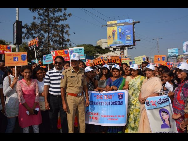 షీ టీమ్స్