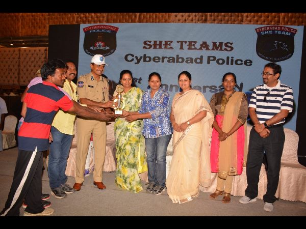 షీ టీమ్స్