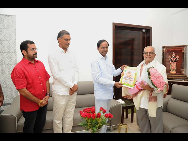 గవర్నర్‌కు, జస్టిస్ సుదర్శన్ రెడ్డిలకు కెసిఆర్ ఆహ్వానం