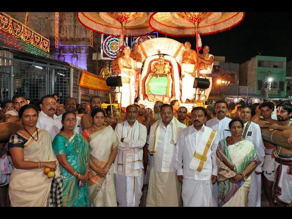 చంద్రప్రభ వాహనసేవ