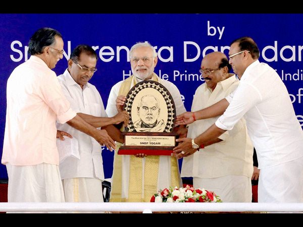 ‘ఉగ్ర అంతానికి పాక్‌తో చర్చలు: కాంగ్రెస్‌తో నాశనమే’