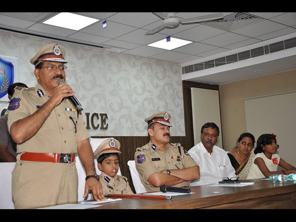 ఒక్కరోజు పోలీస్ కమిషనర్