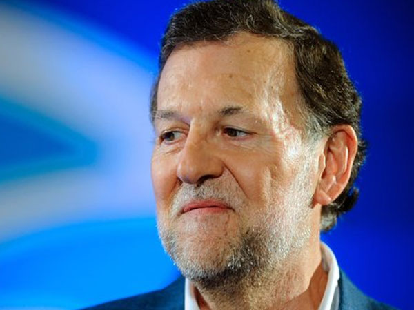 Teenager Punches Spanish Prime Minister in Face Teenager Punches Spanish Prime Minister in Face