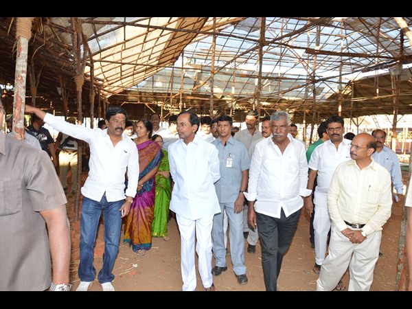 ఏర్పాట్ల పరిశీలన