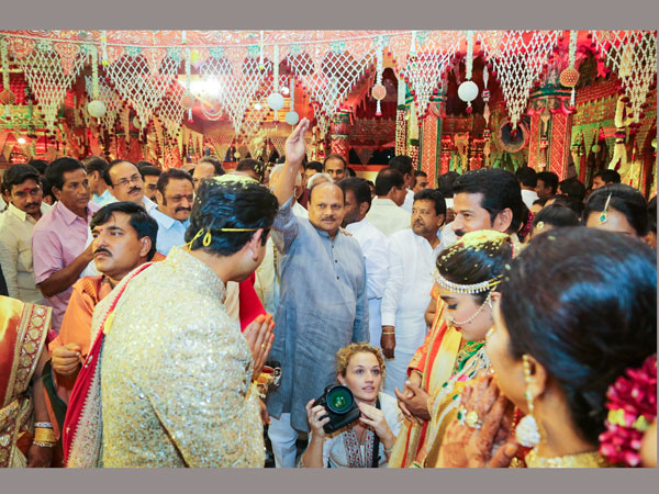 రేవంత్ రెడ్డి కూతురి పెళ్లిలో చిరు, బాబు