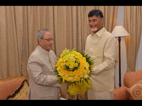 రాష్ట్రపతితో చంద్రబాబు