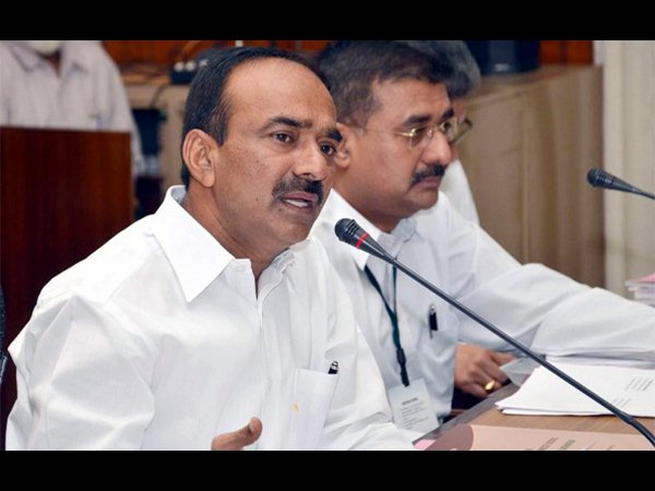 మానవీయ కోణంలో ఆలోచించి అప్పులు: నాబార్డ్ సదస్సులో ఈటెల