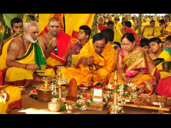 ఆయుత చండీయాగం తొలిరోజు