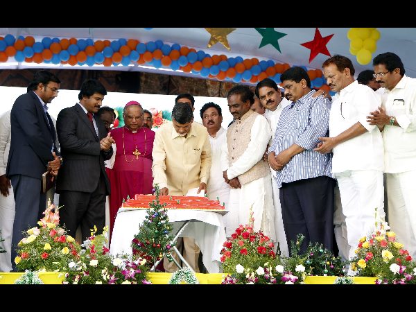 10 కోట్లతో క్రైస్తవ భవన్: క్రిస్మస్‌కు చంద్రన్న కానుకలివే 